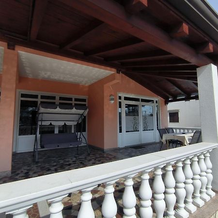 Apartments Kimm Πόρετς Εξωτερικό φωτογραφία