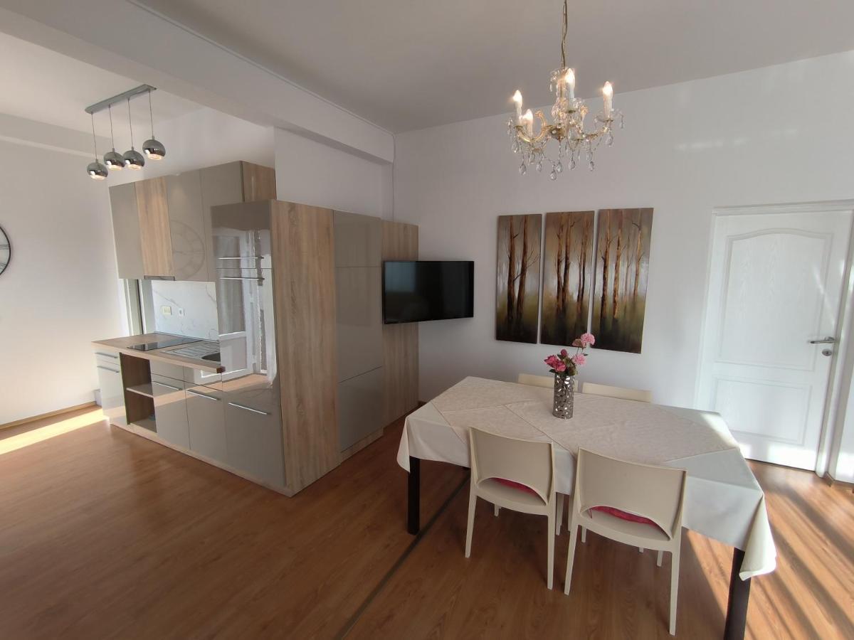 Apartments Kimm Πόρετς Εξωτερικό φωτογραφία