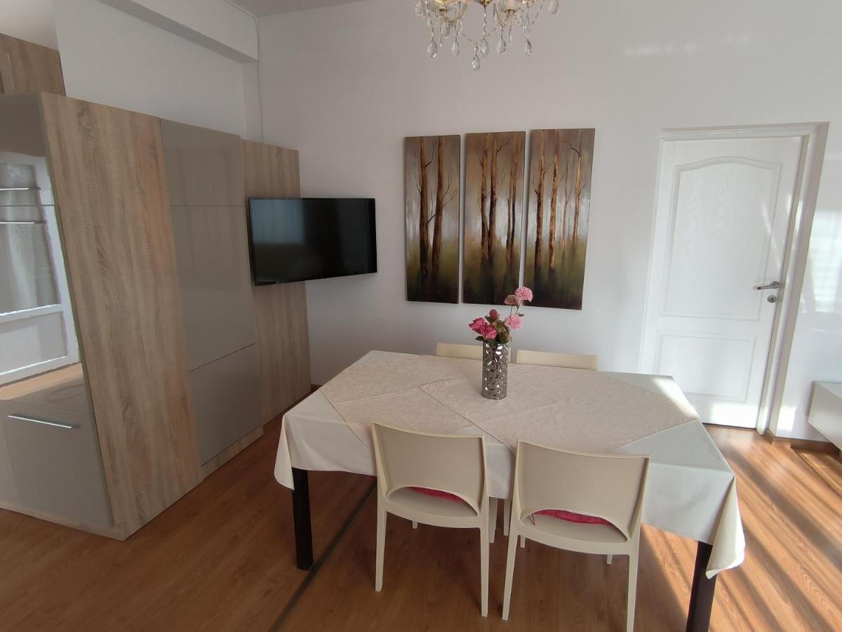 Apartments Kimm Πόρετς Εξωτερικό φωτογραφία