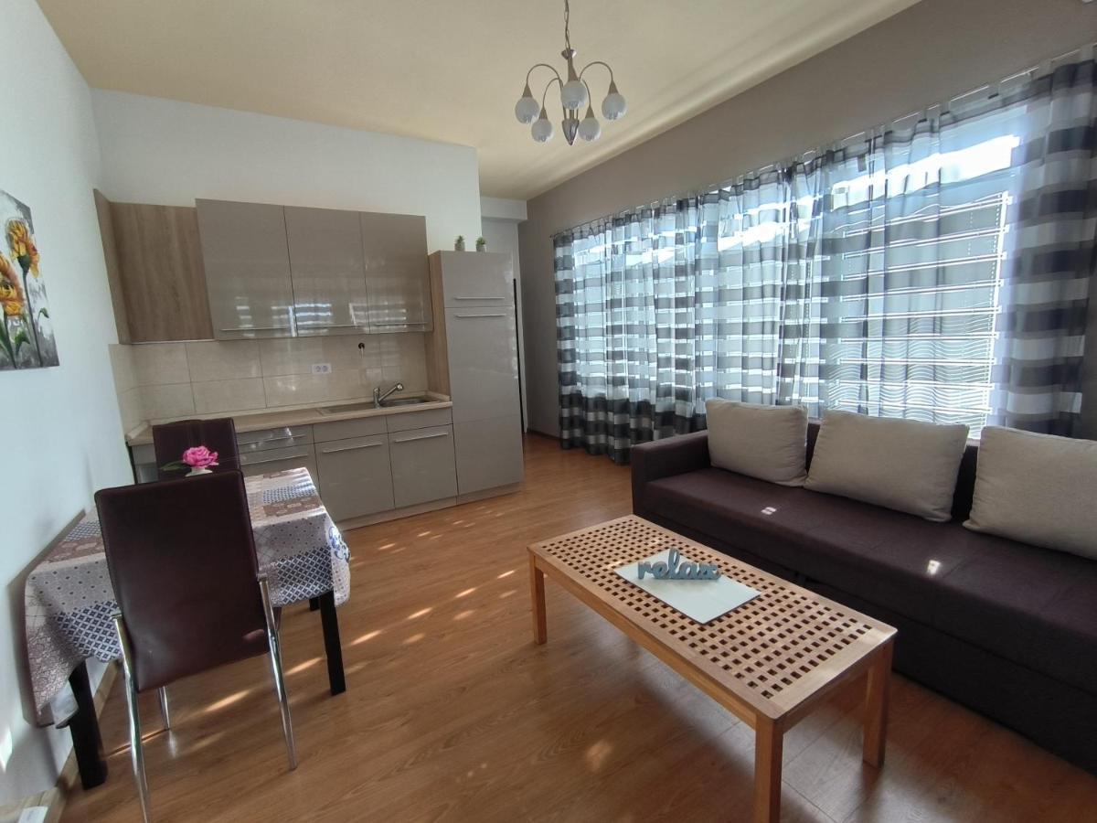 Apartments Kimm Πόρετς Εξωτερικό φωτογραφία