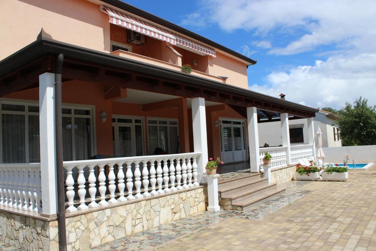 Apartments Kimm Πόρετς Εξωτερικό φωτογραφία